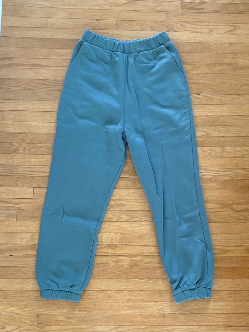 Zara - Green Sweatpants